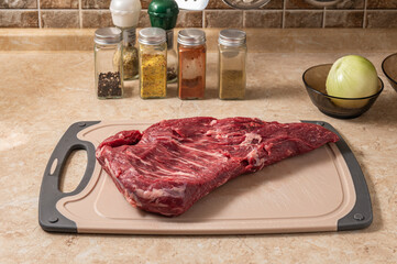 Pieces of tender beef for cooking.