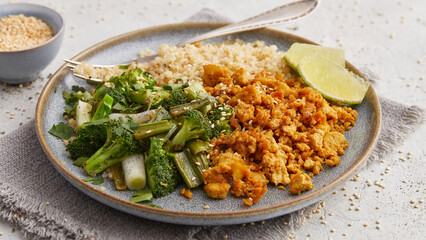 Quinoa Broccoli Tofu