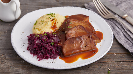 Vegan Sauerbraten with Mashed Potatoes and Red Cabbage