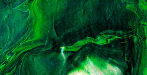 Gold, Texture, and Bold Colors in an Artistic Wallpaper
