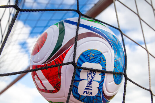 ADIDAS TRIONDA, offizieller Spielball des FIFA World Cup 2026