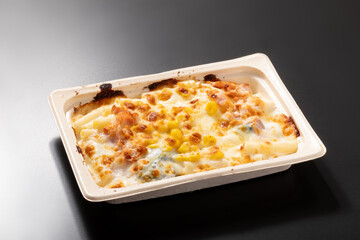 ほうれん草とベーコンのクリームグラタン