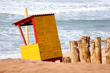 lifeguard tower on the beach