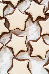 Perfectly Icing Star Cookies with Royal Icing