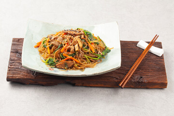 Japchae is a dish made by stir-frying vegetables, mushrooms, meat, and other ingredients and mixing them with boiled glass noodles.

