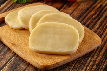 Sliced mozzarella cheese for snack