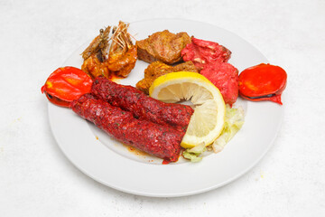 Mix Grill Punjab – assortiment de viandes grillées à l’indienne, plat traditionnel du Pendjab