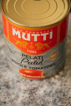 can of Mutti brand whole peeled tomatoes
