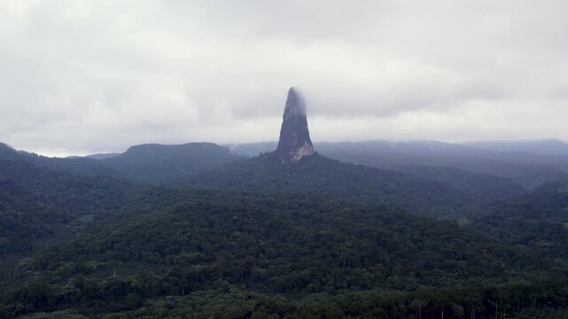 Pico C&atilde;o Grande, S&atilde;o Tom&eacute; &mdash; a dramatic volcanic plug rising from lush rainforest in Ob&ocirc; Natural Park, an iconic African landmark