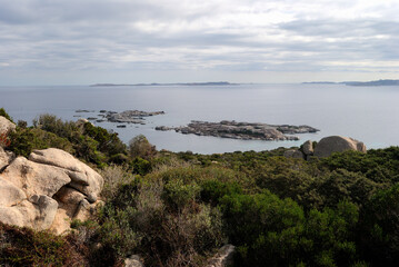 La costa di Punta Marmorata