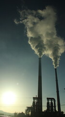 『エントツの煙  大気汚染  』SDGs地球環境   コンビナート工場汚染 
