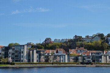 Obraz premium agder, kreuzfahrt, kristiansand, sommer, herbst, hochhaus, wohnpark, wohnungen, eigentum, miete, mietpreise, norway, norwegen, bauwerk, architektur, stadt, strasse, haus, pueblo, europa, himmel, städt