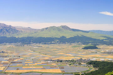 5月の熊本県、阿蘇市の風景