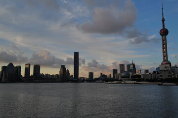 Obraz premium shanghai skyline at sunset