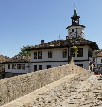 Tryavna, Br&uuml;cke