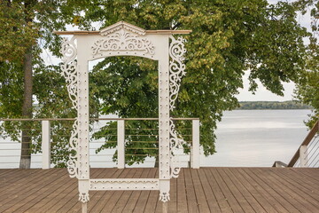 Carved window frame on the Volga embankment