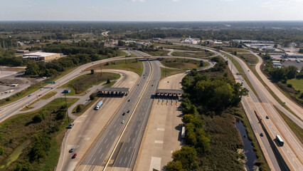 Intersection of interstate shows roads seamlessly connect in a complex network