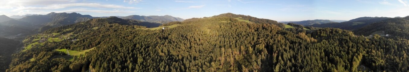 Flugbild-Panorama, Nähe Cerkno, Slowenien
