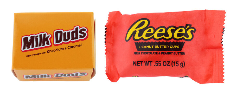 Set of Milk Duds and Reese&rsquo;s candy packages, isolated on transparent background