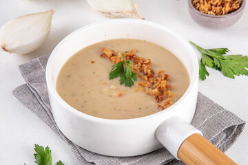 Cream of onion soup