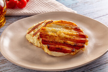 Grilled Greek haloumi cheese snack
