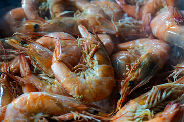 roasted prawns on the pot