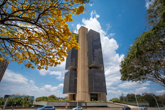Horizontal view of the headquarters of the Central Bank of Brazil or Banco Central do Brasil on September 29, 2025 in Brasilia Federal District, Brazil. 
