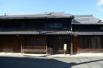 Fototapeta premium 奈良町の町並み 古い民家 奈良市