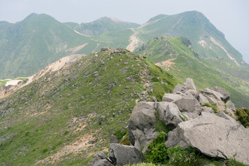 大分・九重 夏の九重連山の登山道 星生山