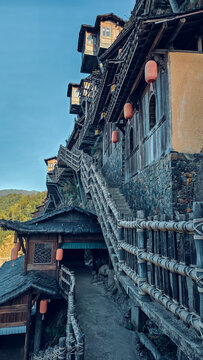 Wangxian Valley a village with a history of more than a thousand years is located in Shangrao City, Jiangxi Province.It is an AAAA class tourist attraction in China.A railing made from logs and ropes.