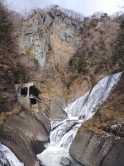 日本：袋田の滝と観瀑台／4段120ｍの氷瀑【国指定名勝】茨城県太子町・2月