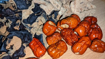 chinese herbs dried jujubes and wood ear mushrooms