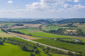 Naklejka premium Das Wörnitztal bei Harburg in Nordschwaben aus der Vogelperspektive