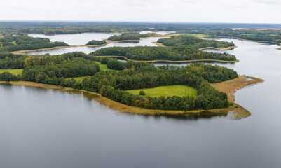 Stirniai lake, islands and peninsulas
