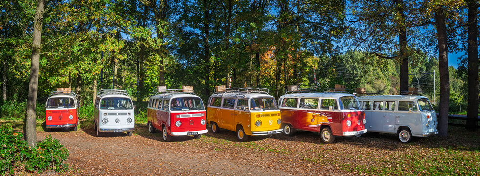 VW T2 transporter bus