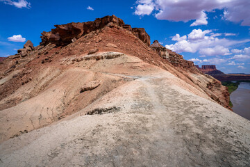 Fototapeta premium hiking near moab in canyonlands island in the sky in utah, usa