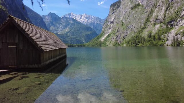 Blick &uuml;ber den Obersee mit Bootsh&uuml;tte