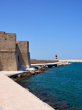 Lungomare Santa Maria with Castello di Carlo V, Castle of Charles V,  and a lighthouse called Faro Rosso. Monopoli, Metropolitan City of Bari, Apulia, Puglia, Italy, Europe