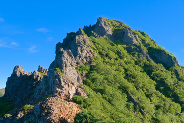 八ヶ岳の横岳、二十三夜峰付近から望む日ノ岳