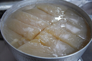 こんにゃくを作る様子