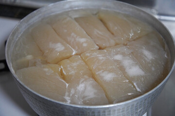 こんにゃくを作る様子