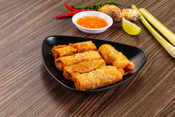 Vietnamese deep fried spring roll