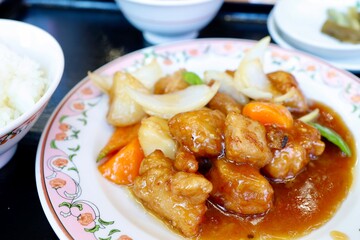 酢豚のアップ。中華おかずの定番メニュー。
