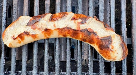 Gegrillte Wurst vom Grill - Bratwurst