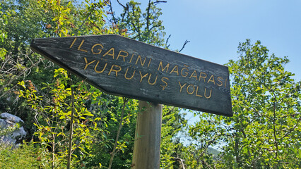 A view from the Ilgarini Cave walking path in Kastamonu, Turkey