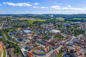 Neunburg vorm Wald im Schwarzachtal im Naturpark Oberpfälzer Wald von oben