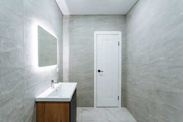 chic modern bright minimalist bathroom scene with sophisticated design features, stylish and luminous minimalistic bathroom display emphasizing modern elegance and bright