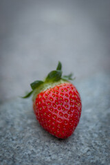 Fresas o frutillas maduras listas para ser vendidas. 