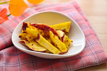 さつまいものマスタード炒め　しお味