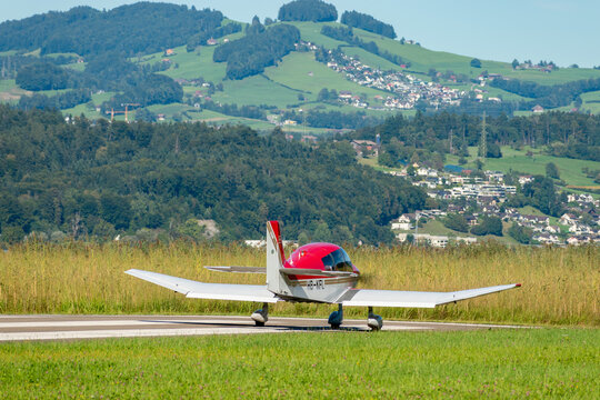 HB-KFL Robin DR400-180 plane in Wangen in Switzerland 31.8.2025